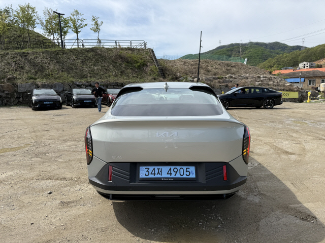[+Cars] "  " ͵ ƿ  ` EV4`
